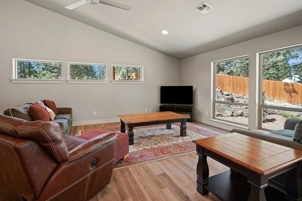 Manzanita 3 Bedroom Home by RedAwning