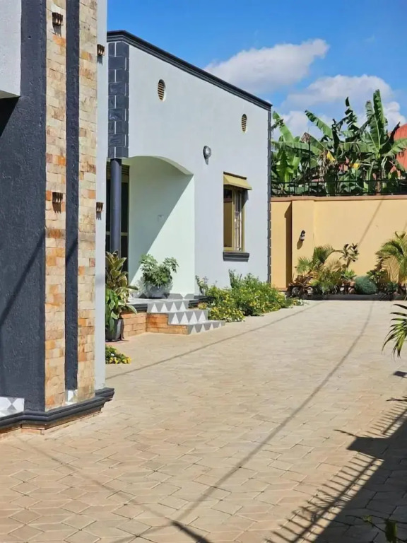 The Residence Ug