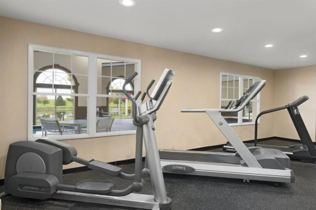 Country Inn & Suites by Radisson, Ankeny - Des Moines