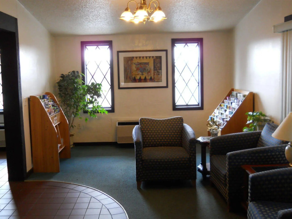 Value Inn Motel - Milwaukee Airport South