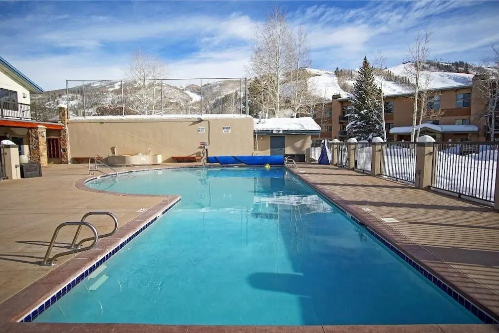 Storm Meadows Club A-320 - 2 Br Condo
