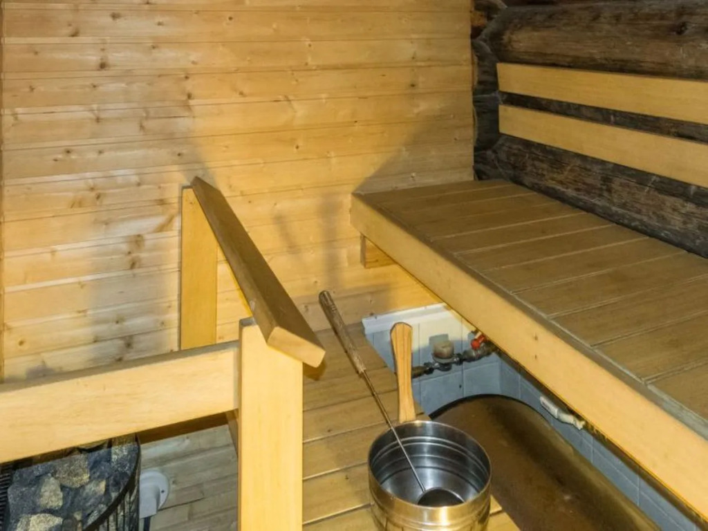 House  Salla
