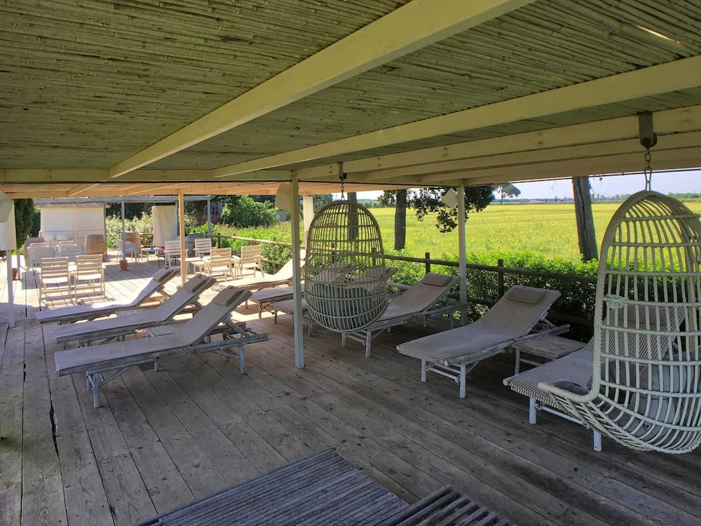 Tuscan Stay w/ Jacuzzi