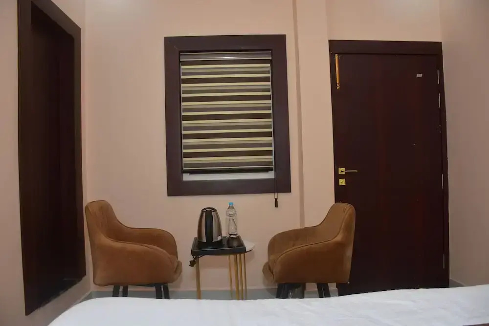 Hotel Anmol Inn