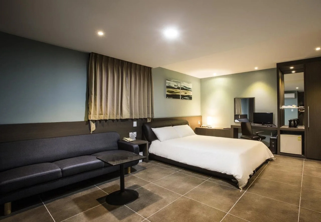 Hotel Pacific