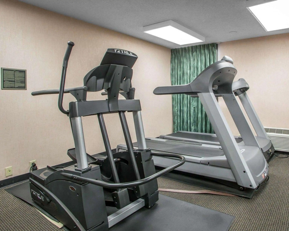 Quality Inn Schaumburg - Chicago near the Mall