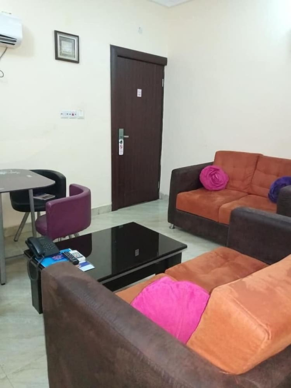 Capital Hotel-Grand Group