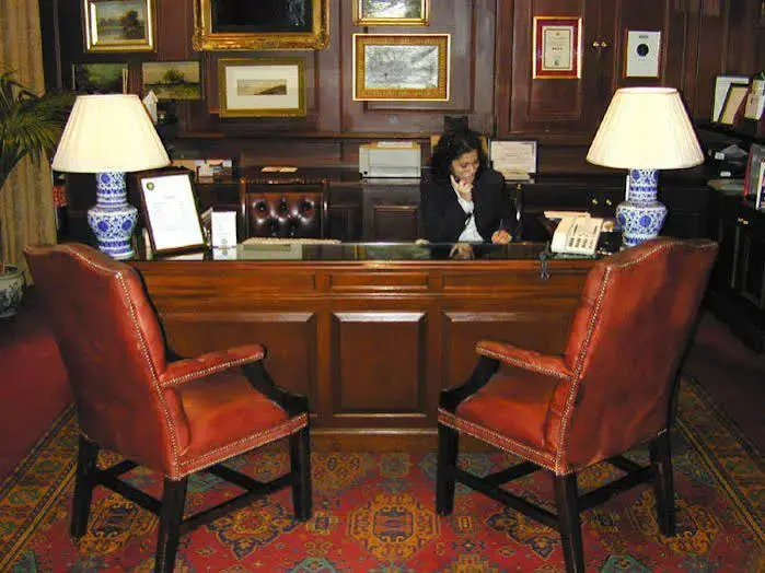 Gallery Hotel