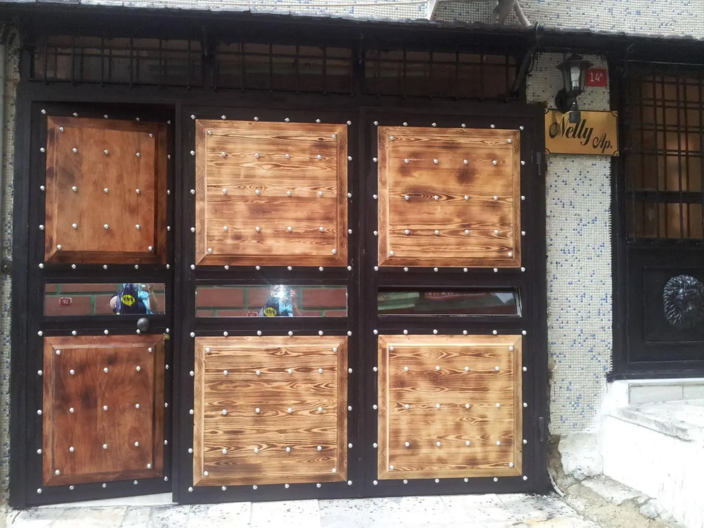 Nelly Guesthouse