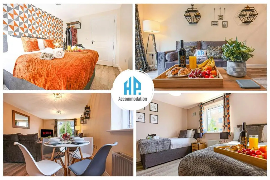 Cosy Two Bedroom, Two Bathroom Apartment in Milton Keynes by HP Accommodation - Free Parking and Wifi