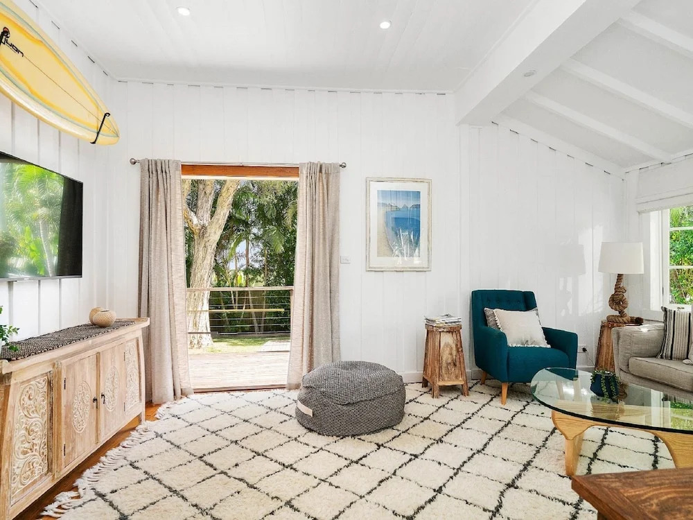 San Juan Surfers Cottage - prime Byron location