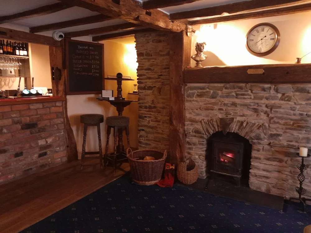 The Dolfor Inn Adults only