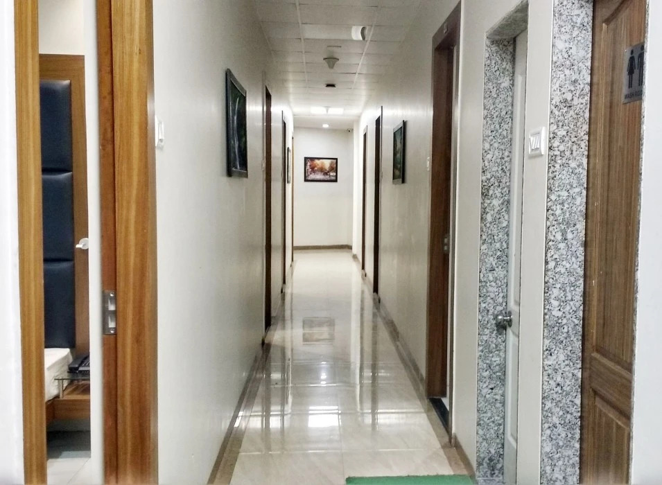 OYO 8872 Hotel Address Inn