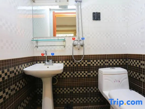 Wuwei Sunrise Luxury Hotel
