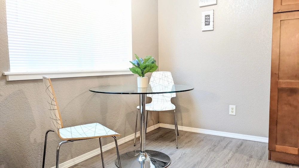 Beautiful Midtown Apartment - Huv