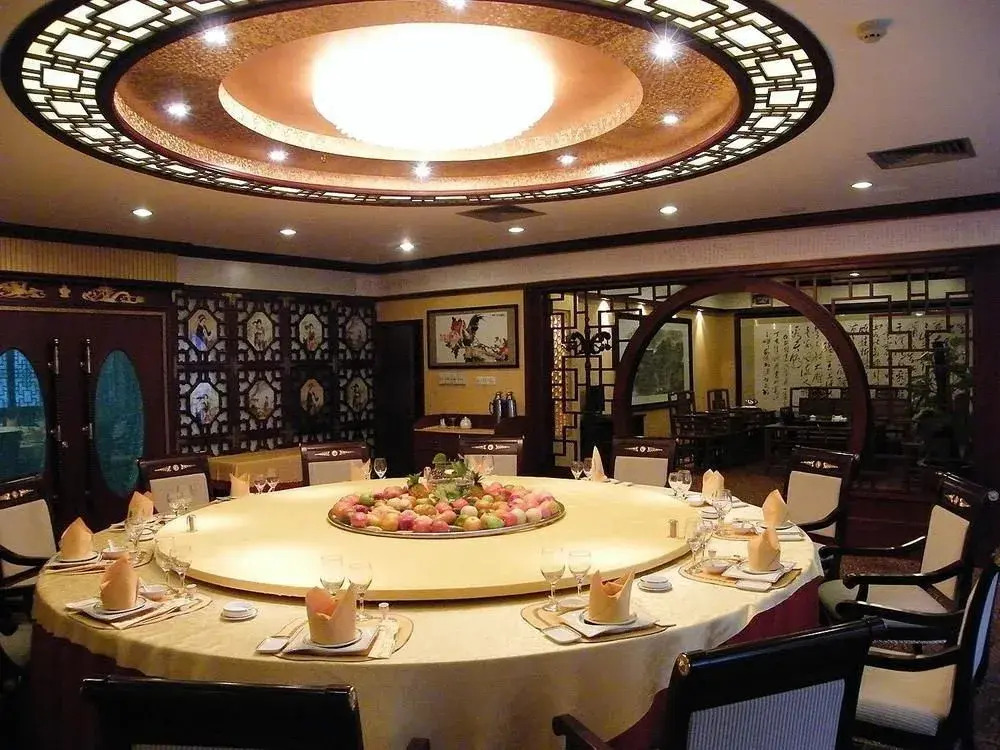 KB-Crown Hotel