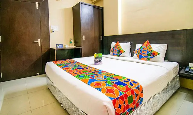 FabHotel Serenity - Nr AIG Hospital, Gachibowli