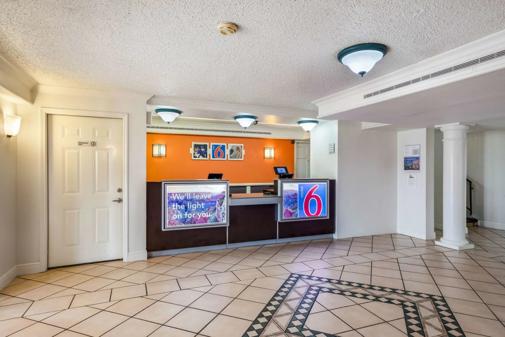 Motel 6-Beaumont, TX