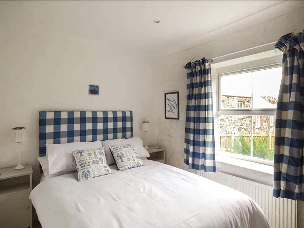 4 Bed in Pwllheli oc-tshipp