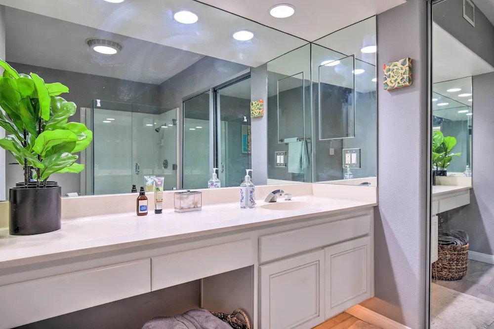 Rancho Mirage Condo on Fairway w/ Resort Amenities