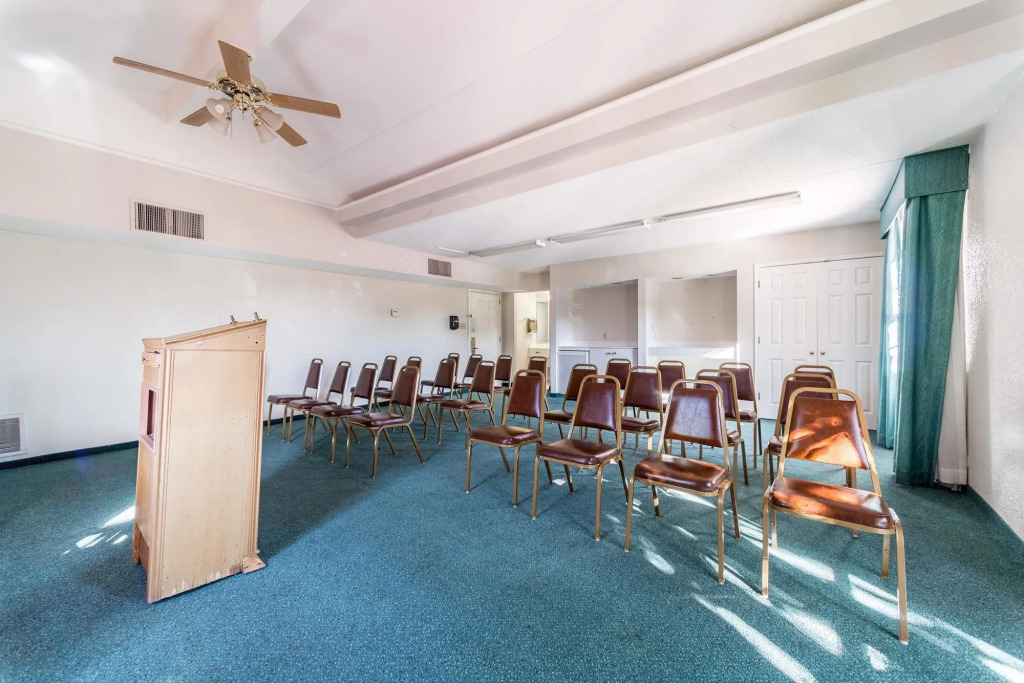 Motel 6-Hazelwood, MO