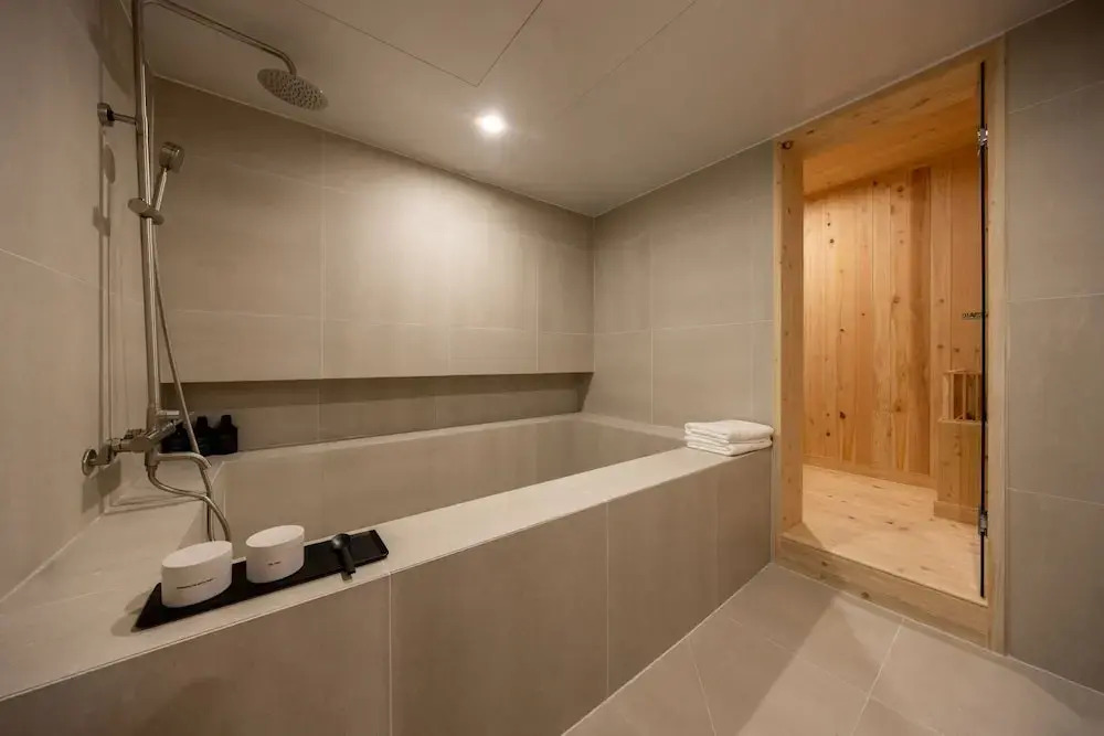 Anook Hotel & Spa Pyeongtaek