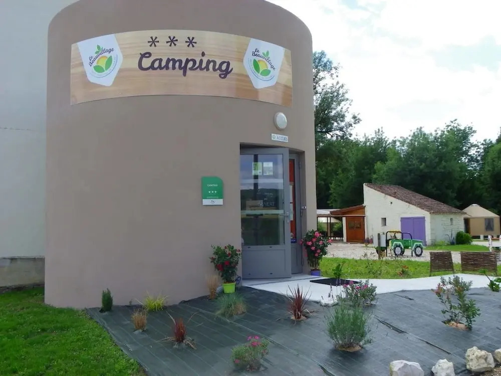 Camping le beauvillage Lauzerte