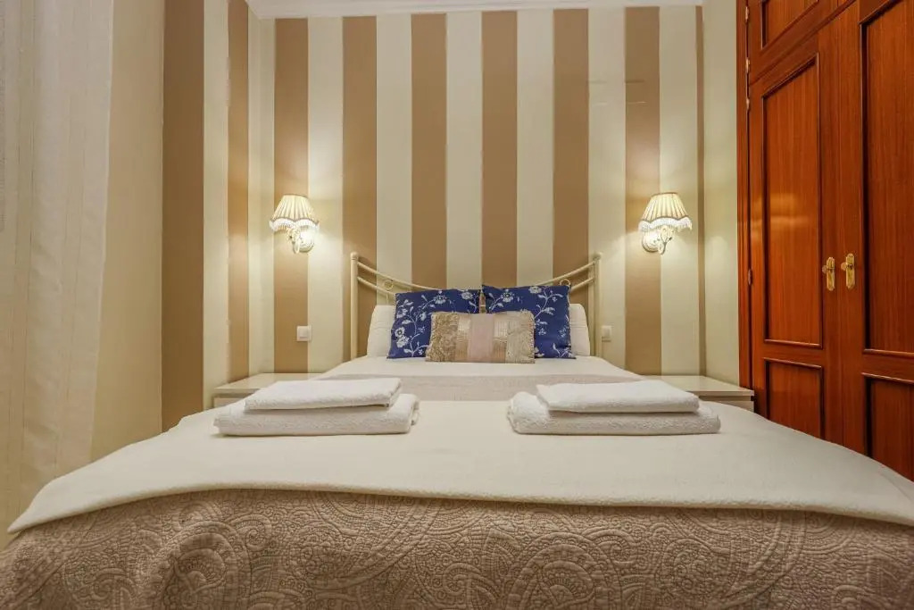 Descanso-Elegancia En Sevilla 4 Px 2 Hab
