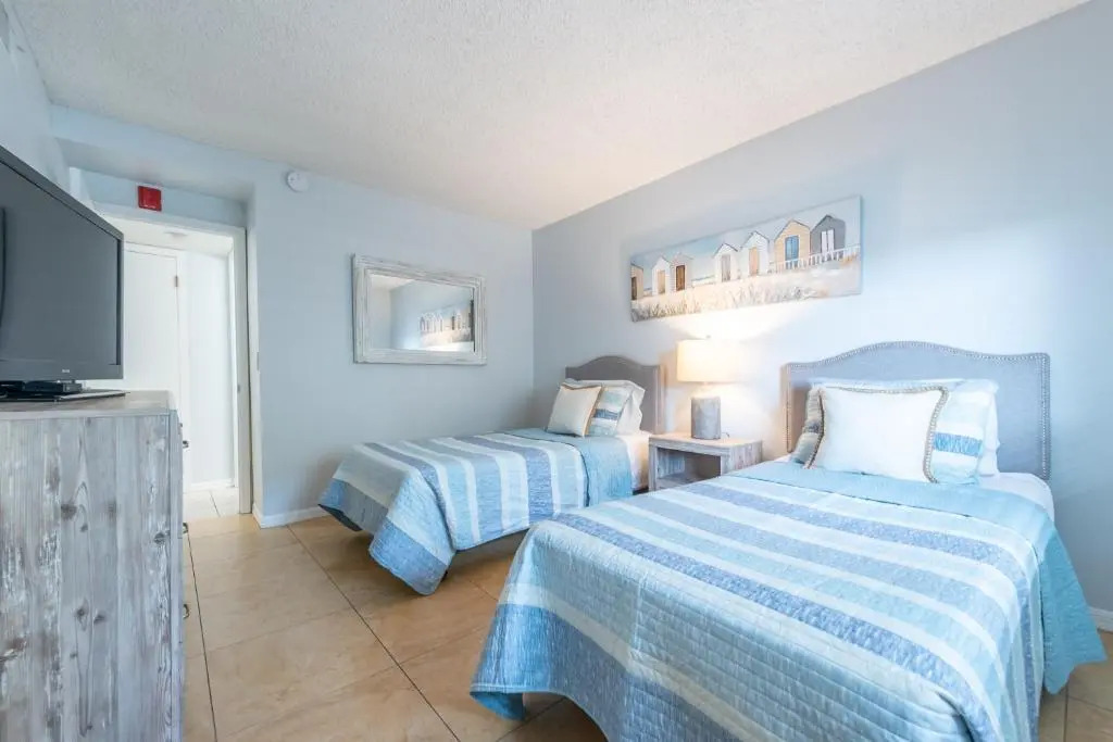 Sandcastles - Cocoa Beach Oceanfront Condos with Heated Pool Tennis