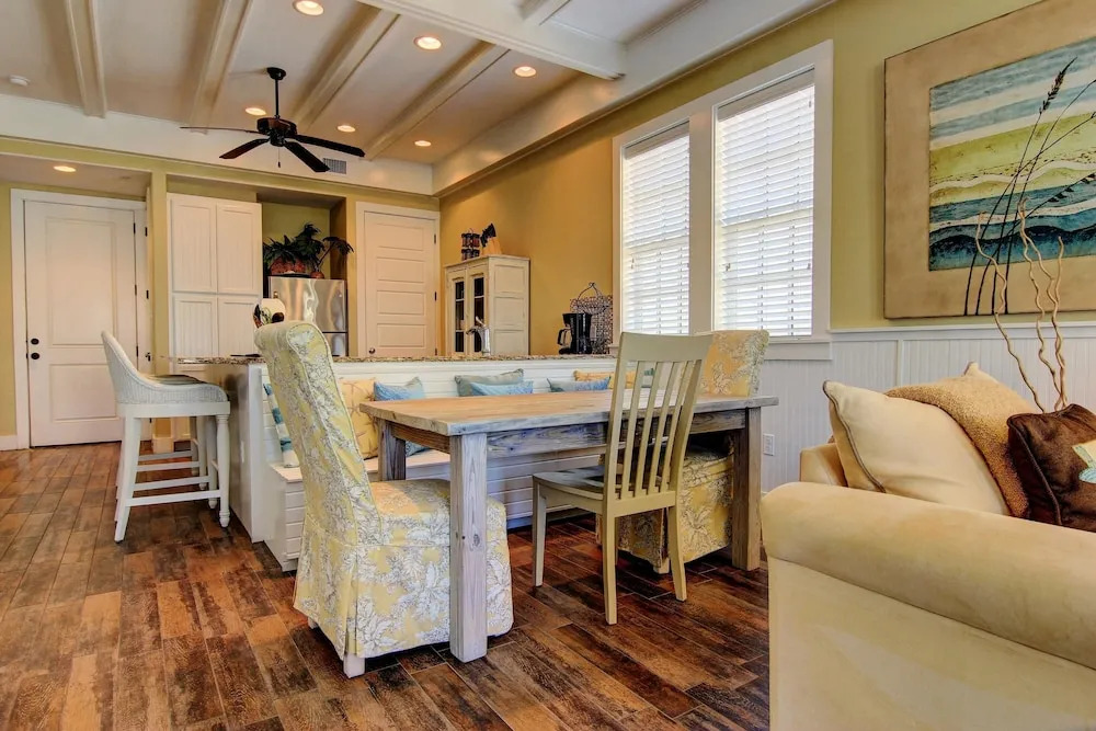 Cinnamon Shore- Suntide TC 1103