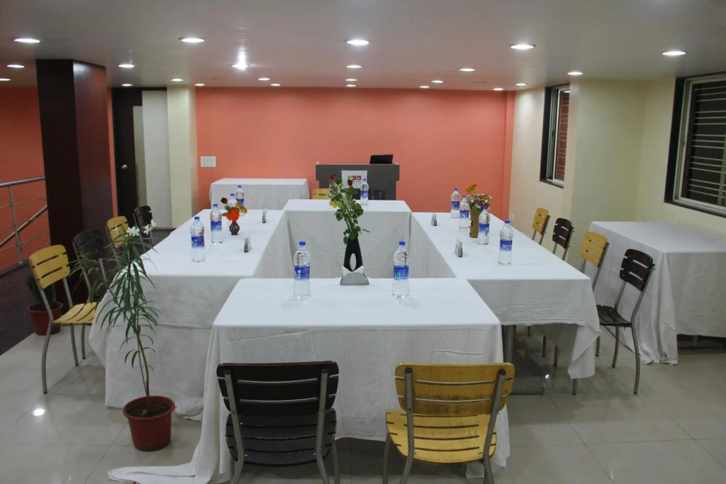 OYO Rooms Railway Station Bazar