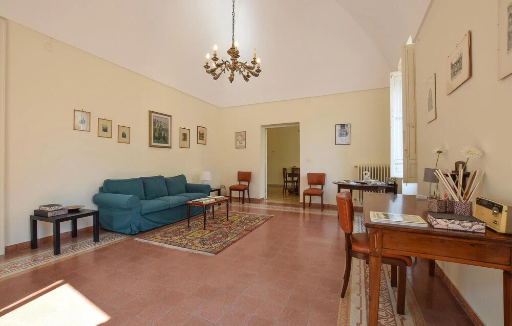 Stunning Apartment in Gravina in Puglia -ba- With 2 Bedrooms and Wifi
