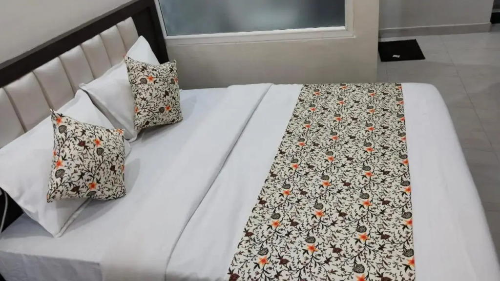 Hotel Bagga Kuteer