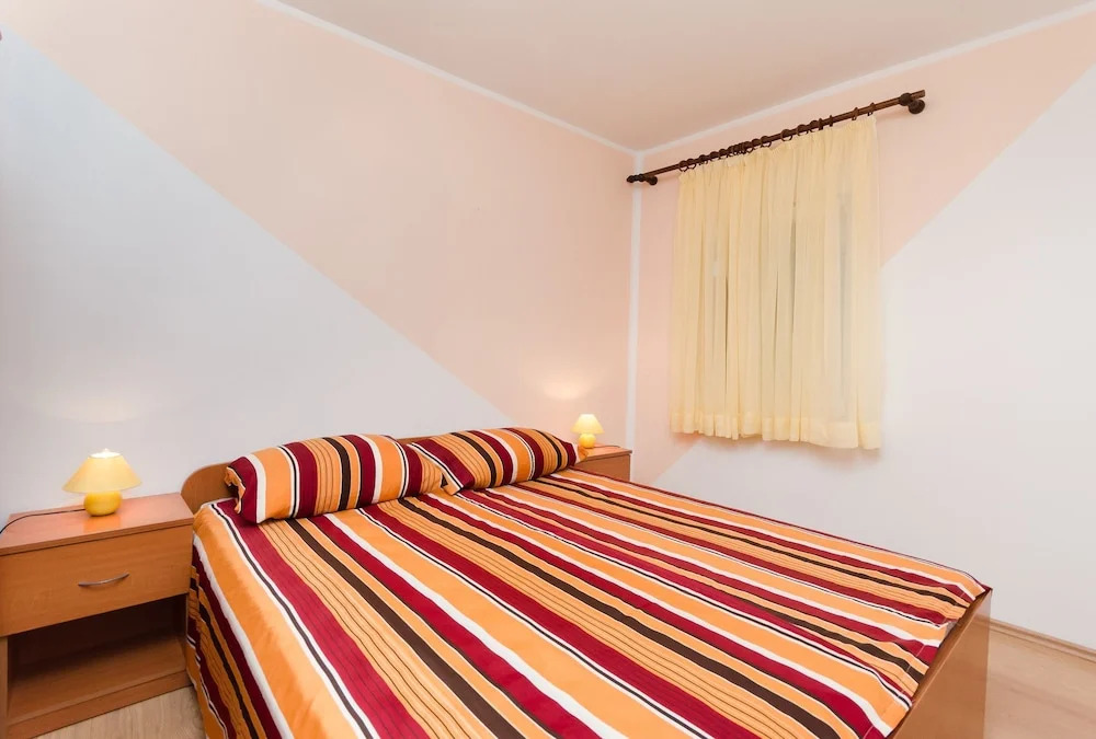 Apartments Dragan