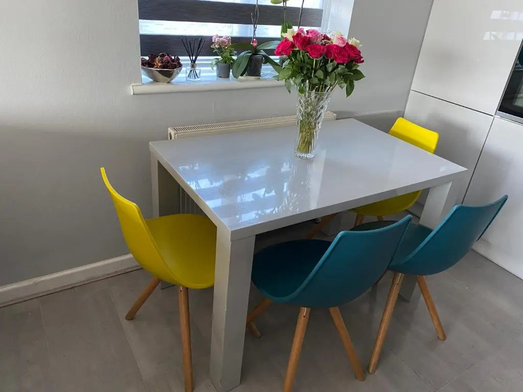 Luxury 2 bedrooms fully equipped Apartment with garden, Free Parking, Free Wifi & Netflix