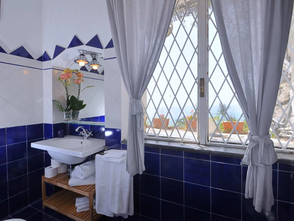 Villa With Terrace and sea View in Ravello ID 3196