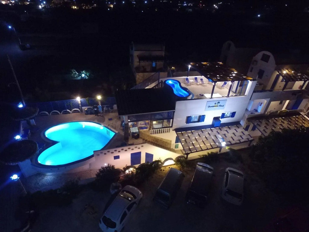 Honeymoon Beach Studios