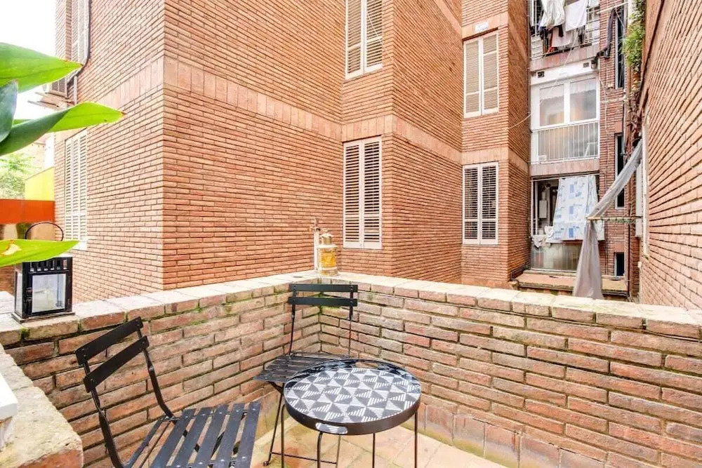 Joyful 2bed Apartment in the Traditional Gracia
