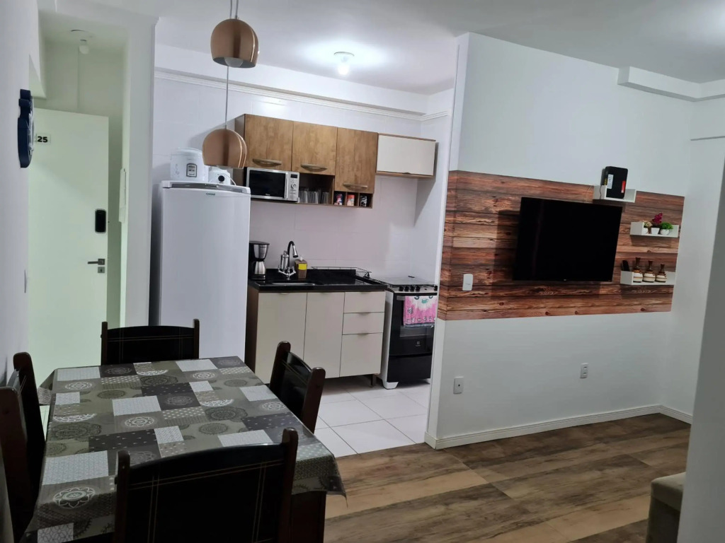 Apartamento na Praia Martim de Sá com linda vista