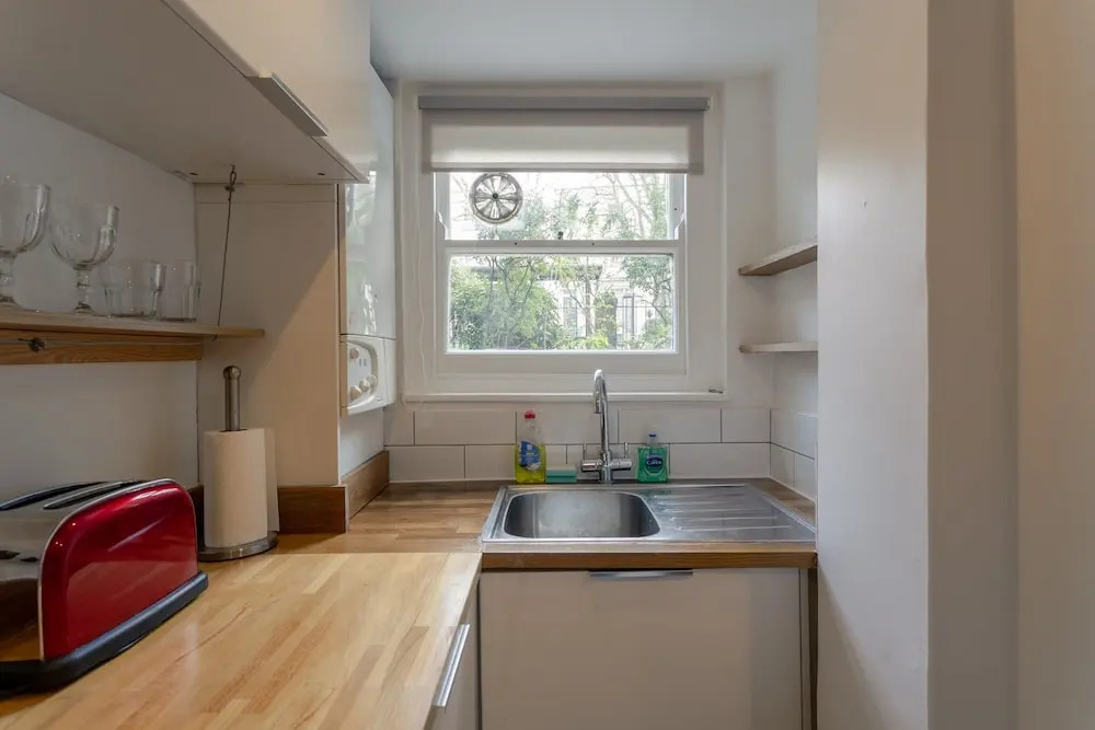 2 Bedroom Brixton Flat