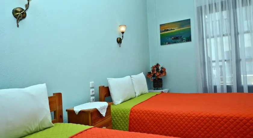 Aris Junior Studio & Apartments