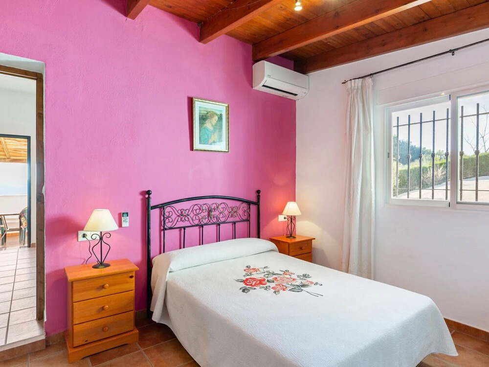 Rustic Holiday Home in Almuñecar with Private Swimming Pool