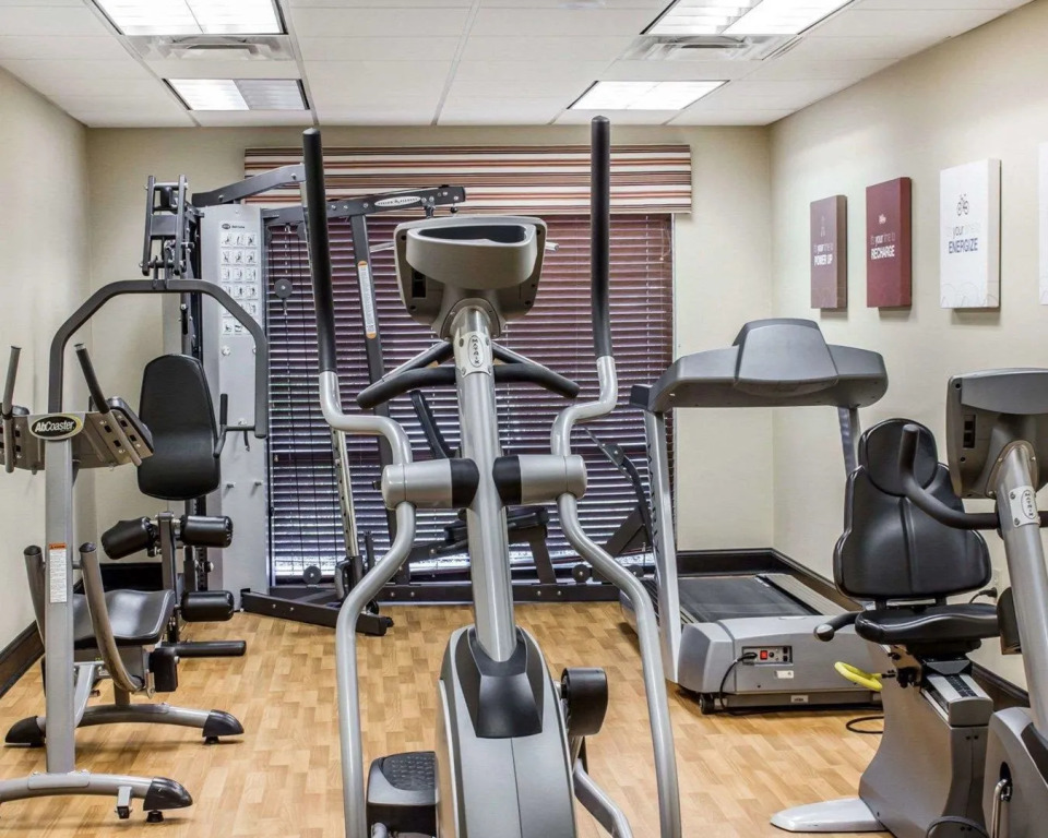 Comfort Suites Wilson - I - 95