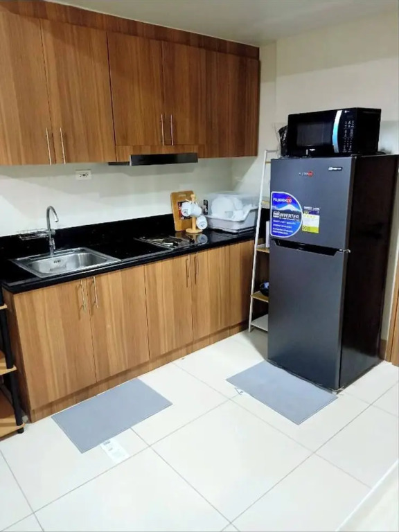 Len's Den3 2BR Condo Mall of Asia Manila
