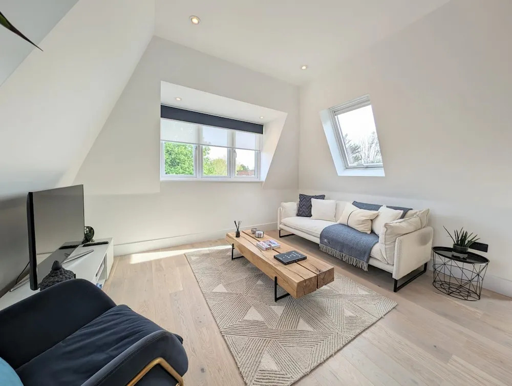 Modern Apartment in Moss Hall Court