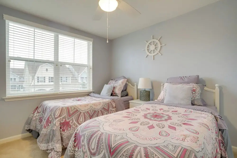 Shuttle to Beach: Millville Townhome w/ Porch