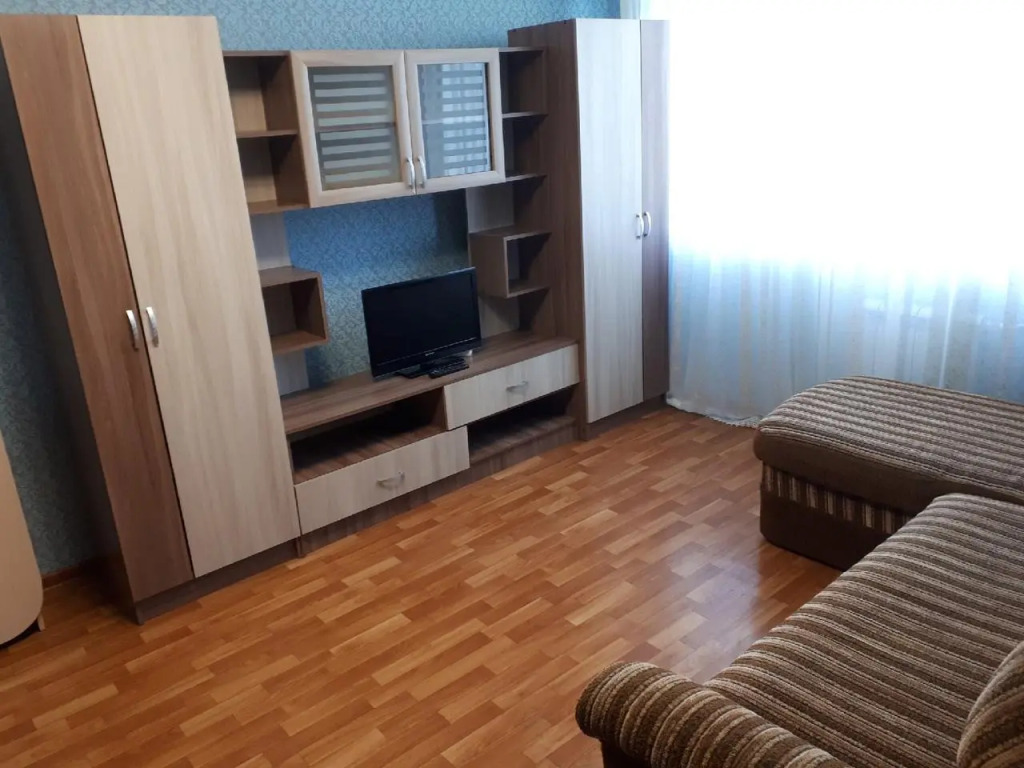 Aday Apartments (Эдэй Апартаменты) на проспекте Победы 36