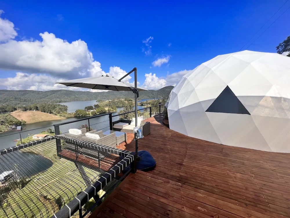 White Domes Glamping