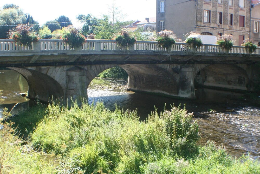 Apartment With 2 Bedrooms in Bar-le-duc, With Wonderful City View and