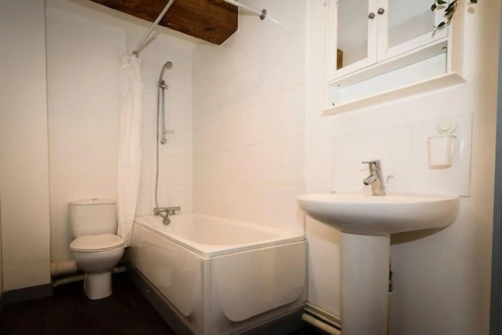 Karah Suites - Gloucester Docks